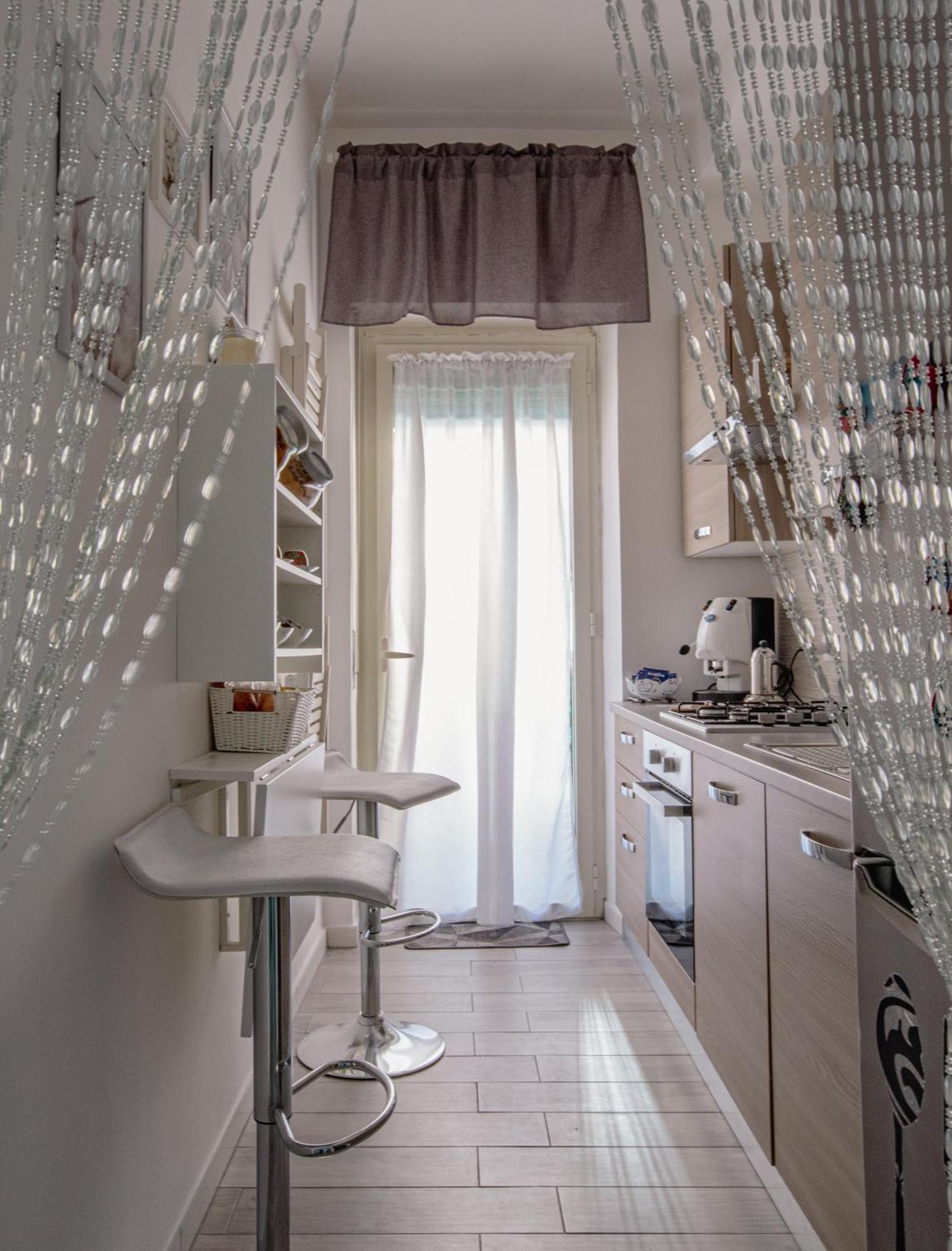 Il Dubbio Ai Quartieri Spagnoli เนเปิลส์ ภายนอก รูปภาพ